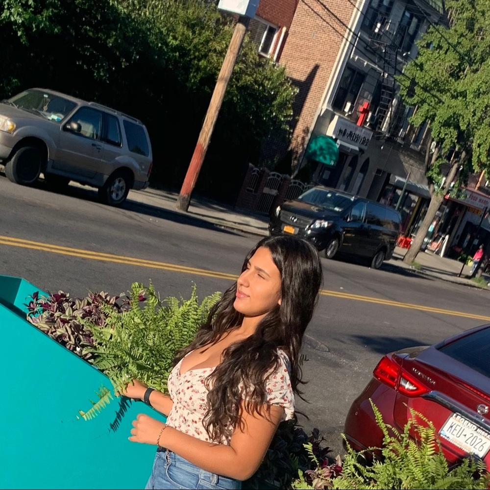 Meet your Posher, Maria